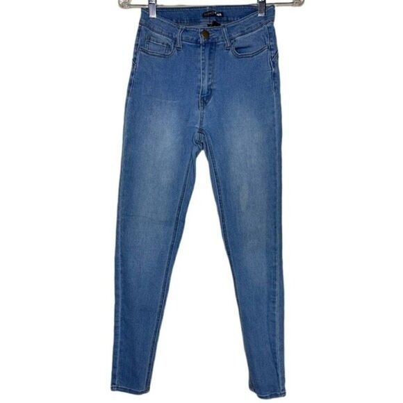 Fashion Nova High Waisted Skinny Jeans - Size 5 - Elevate Your Style - Picture 1 of 6